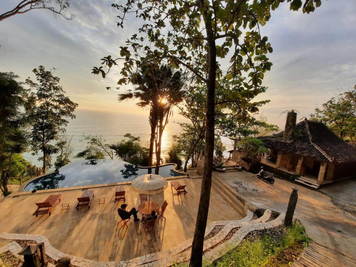 Edge Resort, Yogyakarta Parangtritis Dış mekan fotoğraf
