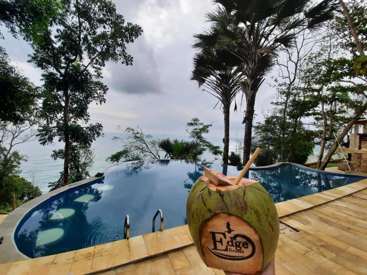 Edge Resort, Yogyakarta Parangtritis Dış mekan fotoğraf